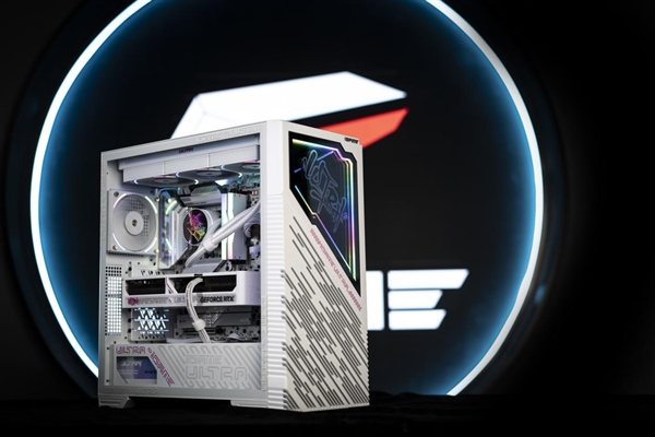 放大招！AI PC、iGame全能本等亮点抢先看CQ9电子平台七彩虹COMPUTEX 2025(图2)